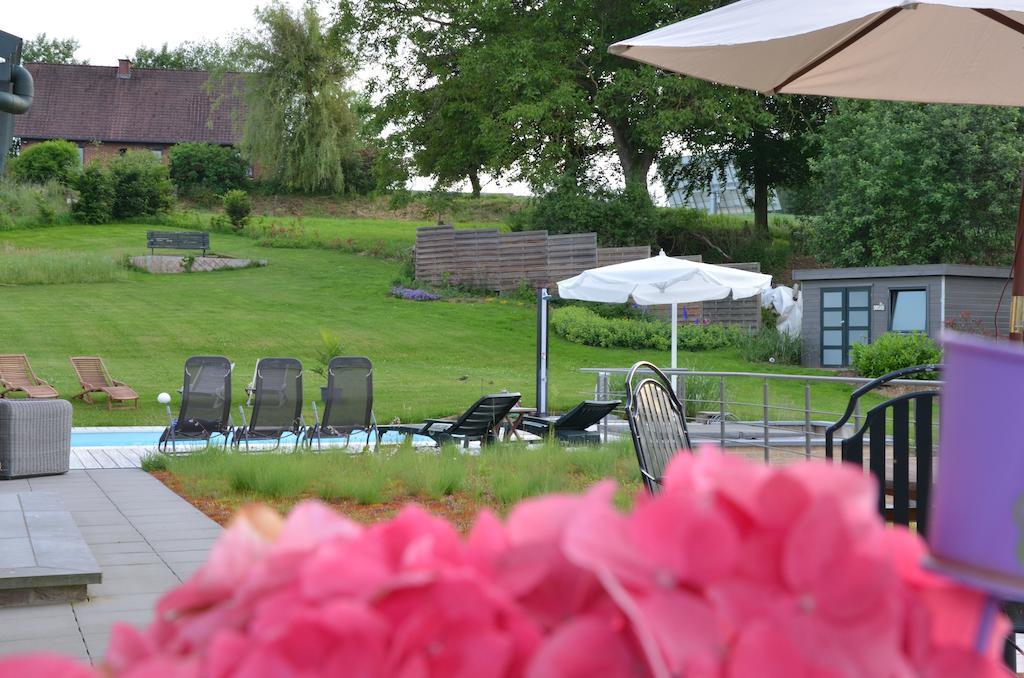 B&B Le Bouchat-Oreille Spontin Zewnętrze zdjęcie